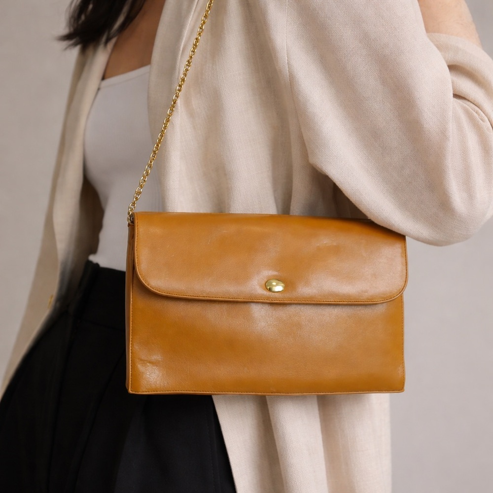 Vintage Italian Leather Double Flap Clutch Bag Caramel Brown Gold Chain 90s Luxe